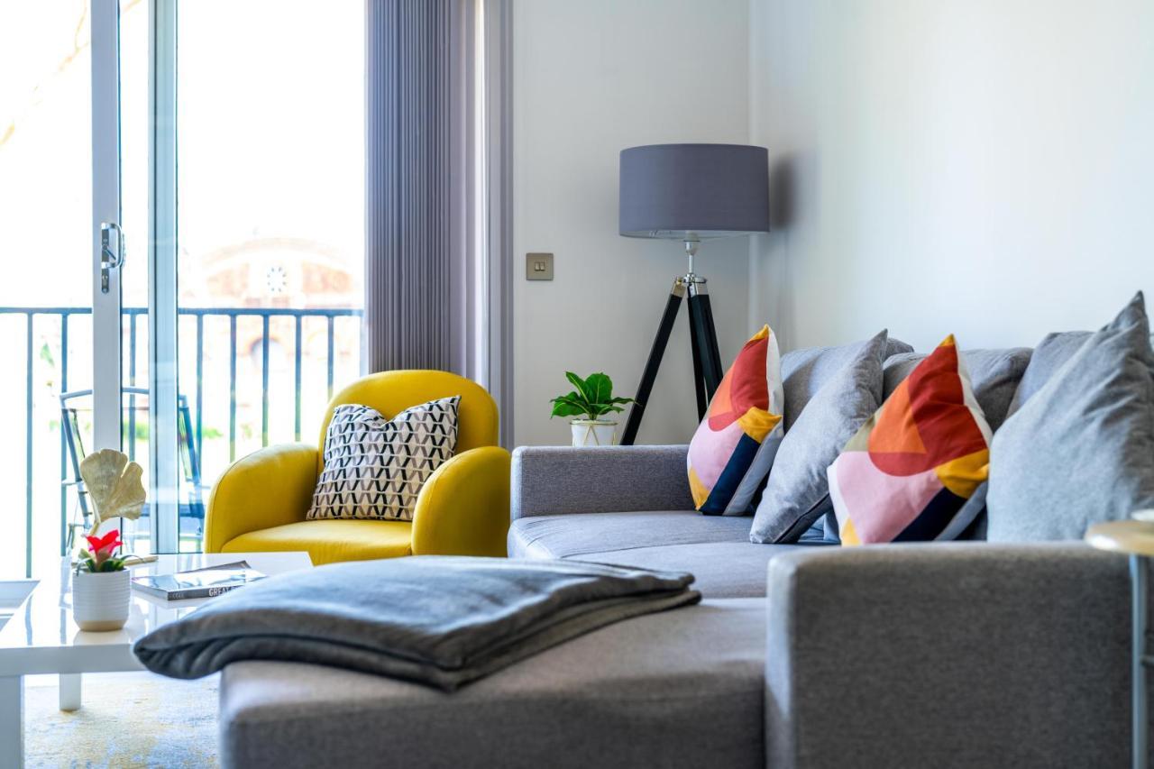 Apartment Ash View Place 3 -heathrow - Thorpe Park - Free Parking *
